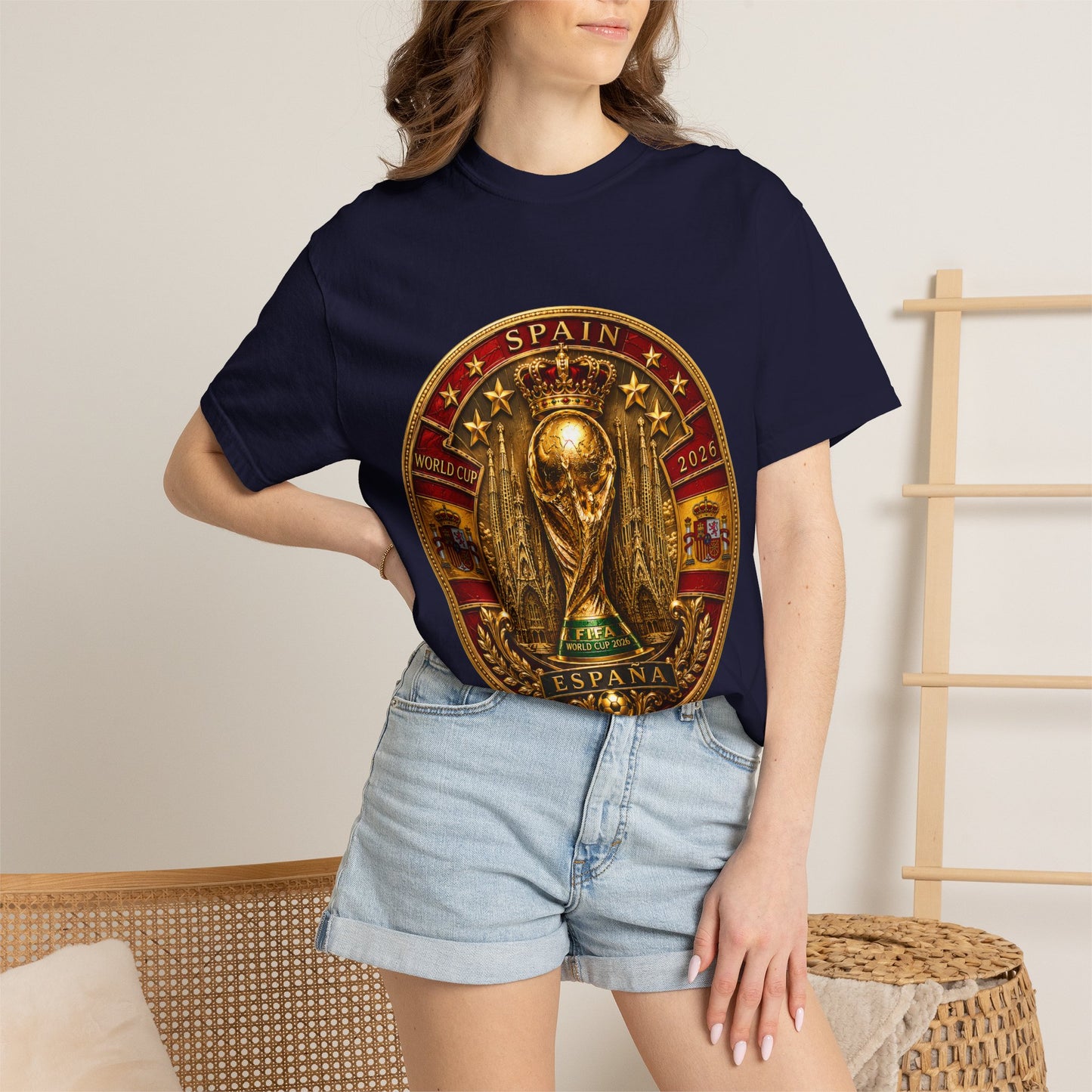 Spain Football World Cup 2026 'Medalha de Sagrada' Round Medallion | Premium Graphic Tee