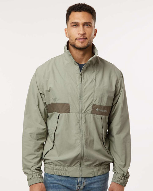 Men's Spire ValleyÂ™ Windbreaker