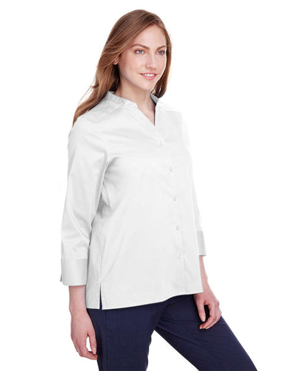 Women's Crown CollectionÂ® Stretch Broadcloth Three-Quarter Sleeve Blouse