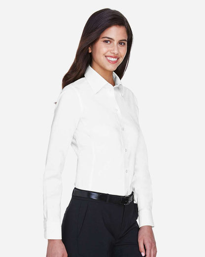 Women's Crown CollectionÂ® Solid Stretch Twill Woven Dress Shirt
