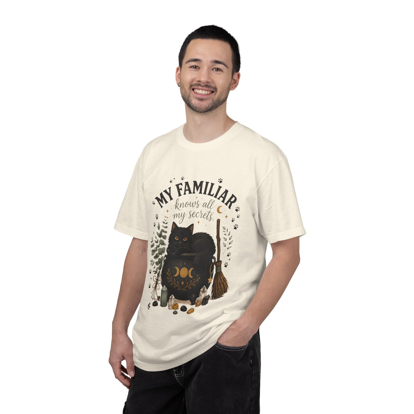 My Familiar Knows All My Secrets Black Cat Cauldron | Premium Graphic Tee