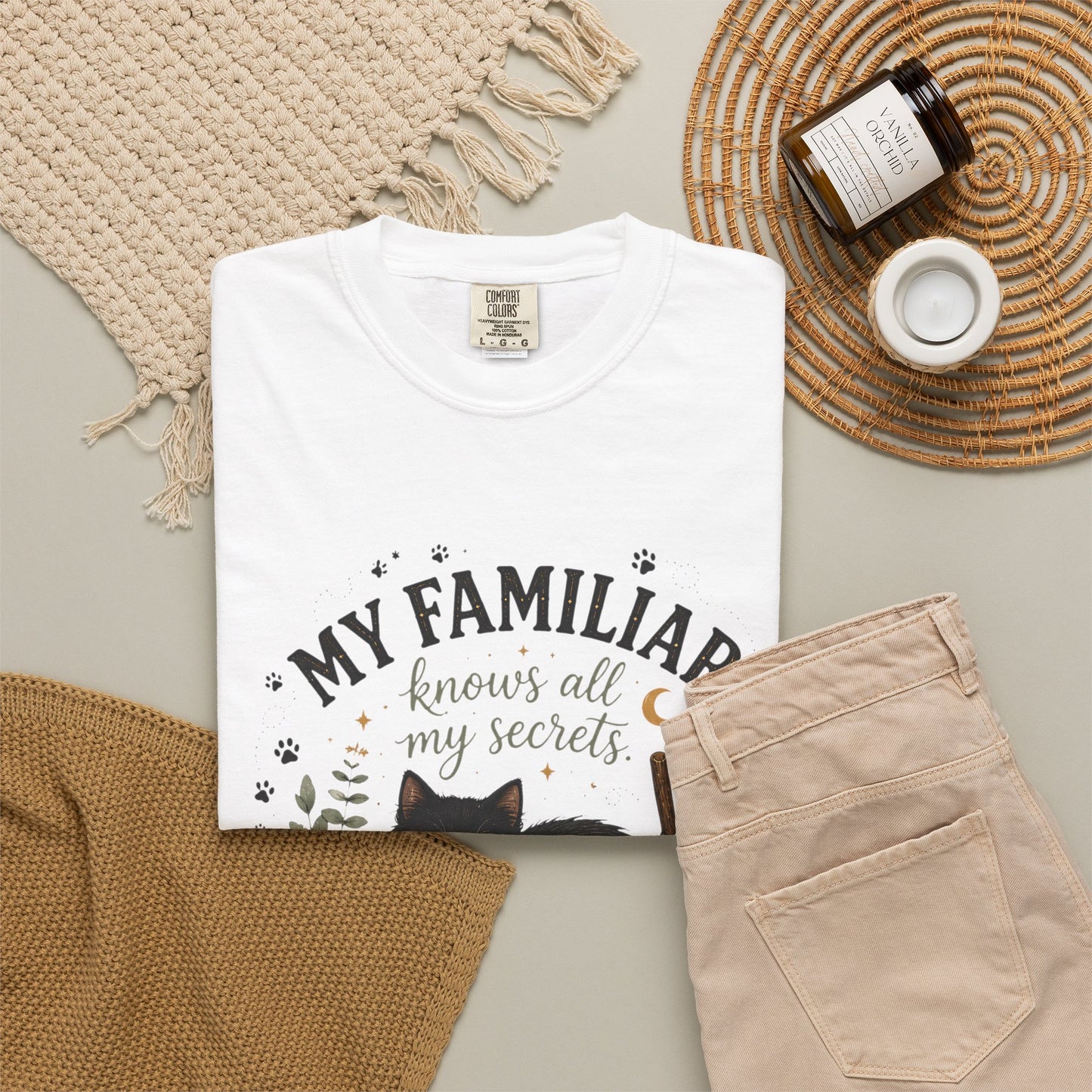 My Familiar Knows All My Secrets Black Cat Cauldron | Premium Graphic Tee
