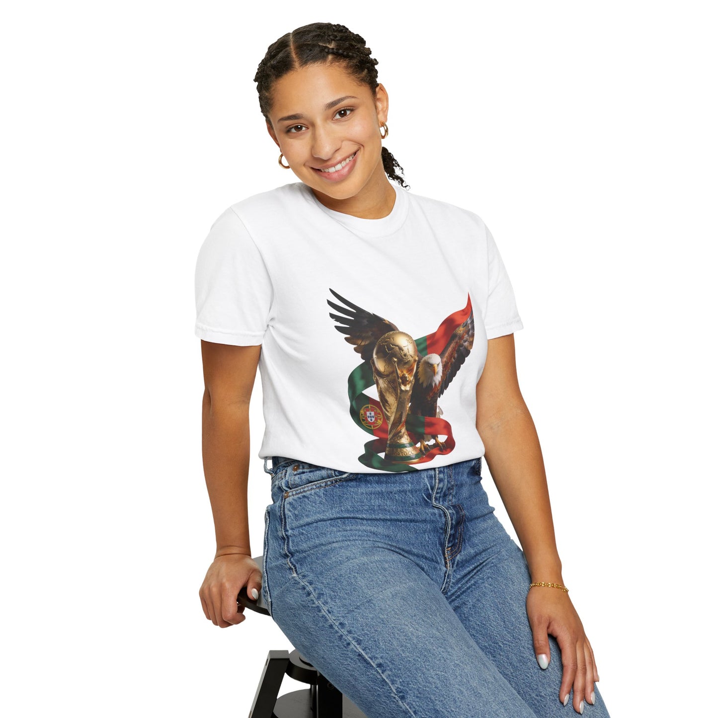 Portugal Football 'Asas da Vitória' Guardian Eagle & Trophy | Premium Graphic Tee