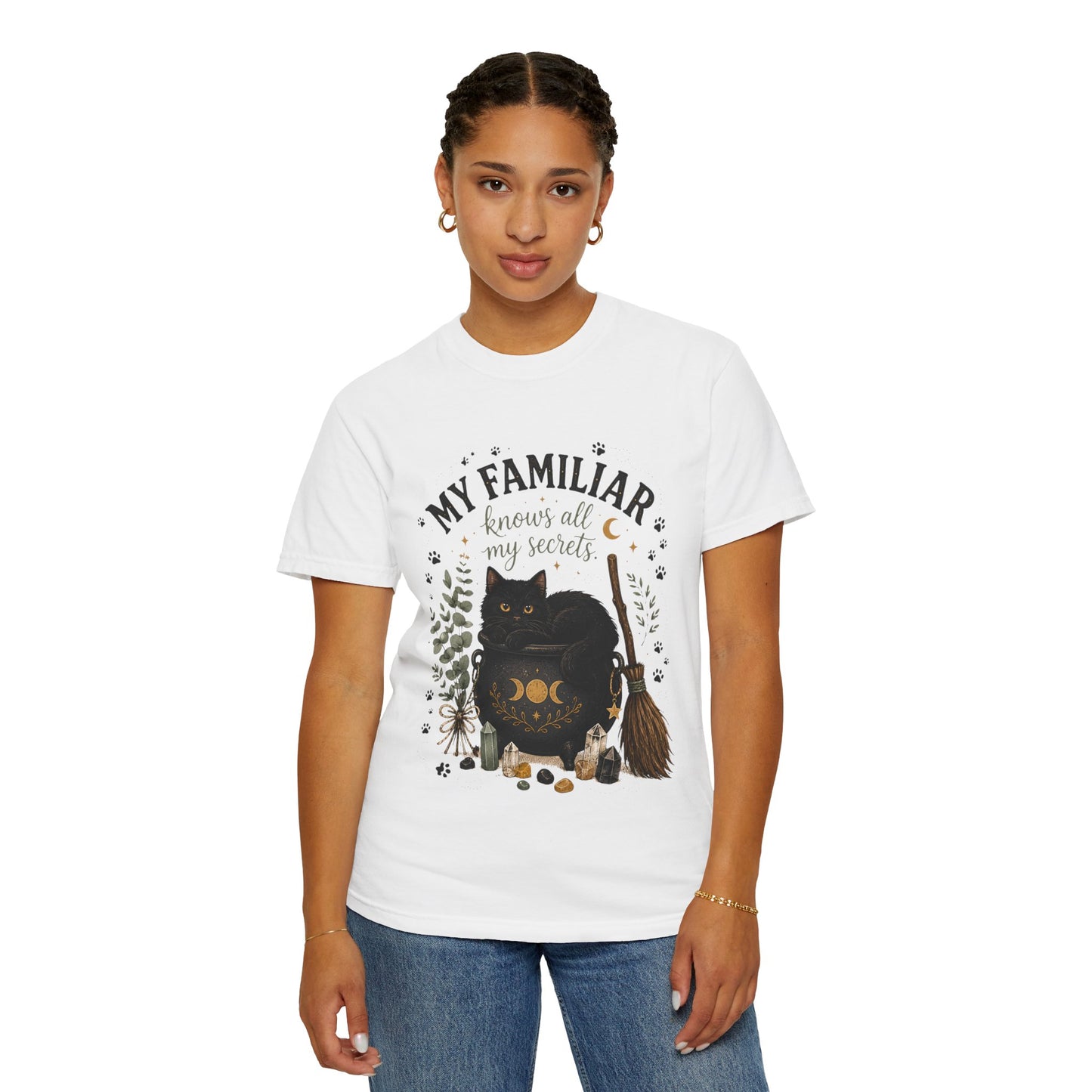 My Familiar Knows All My Secrets Black Cat Cauldron | Premium Graphic Tee