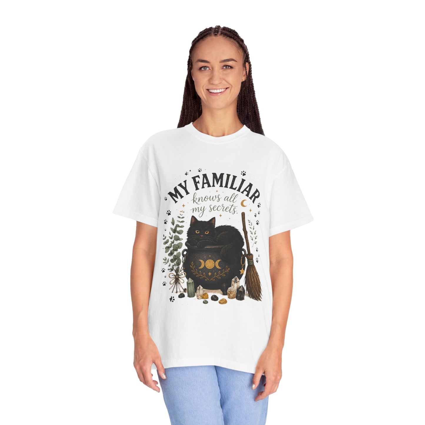 My Familiar Knows All My Secrets Black Cat Cauldron | Premium Graphic Tee