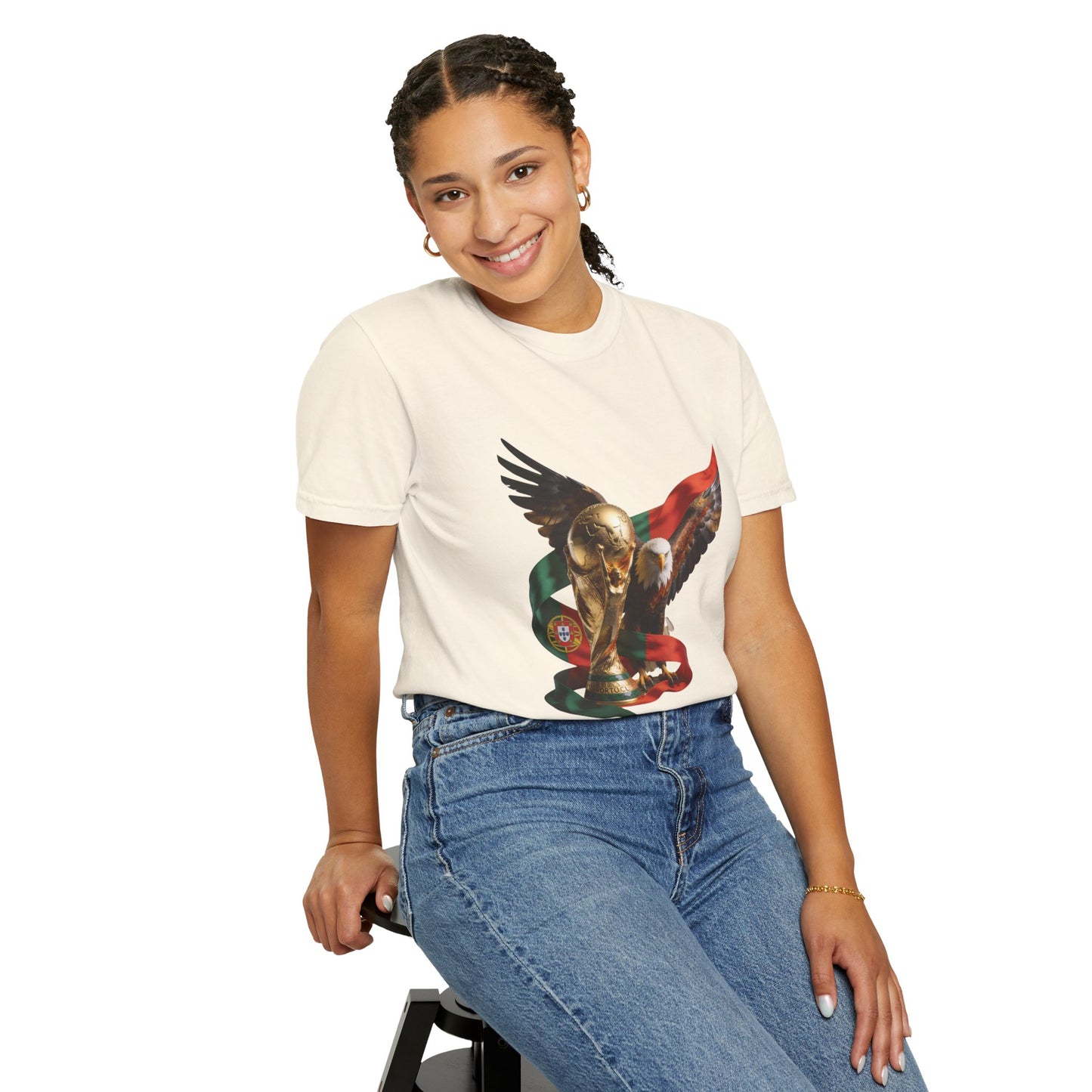 Portugal Football 'Asas da Vitória' Guardian Eagle & Trophy | Premium Graphic Tee