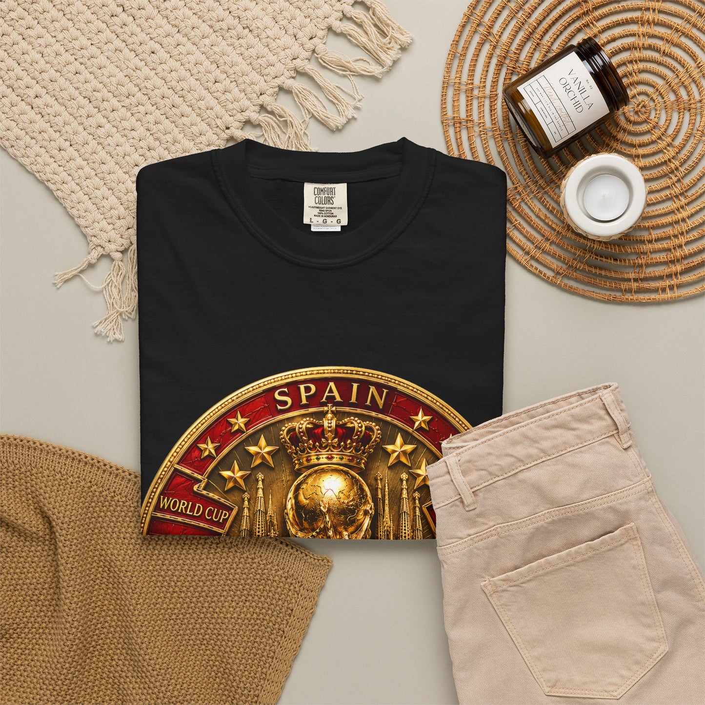 Spain Football World Cup 2026 'Medalha de Sagrada' Round Medallion | Premium Graphic Tee
