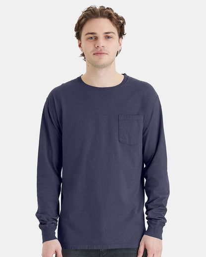 Unisex Garment-Dyed Long Sleeve T-Shirt With a Pocket