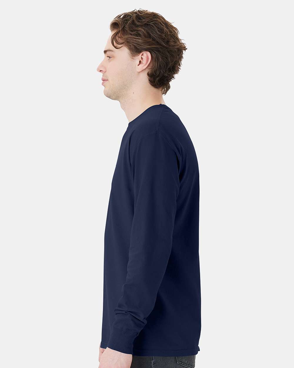 Unisex Garment-Dyed Long Sleeve T-Shirt With a Pocket