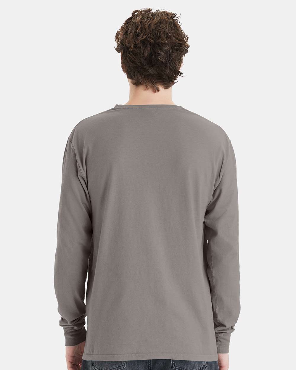 Unisex Garment-Dyed Long Sleeve T-Shirt With a Pocket