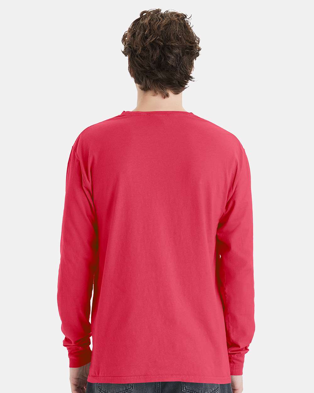 Unisex Garment-Dyed Long Sleeve T-Shirt With a Pocket