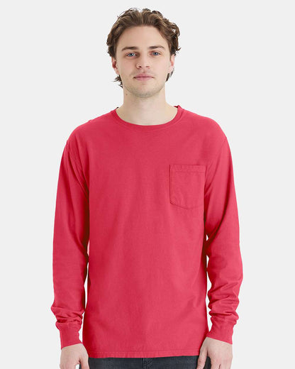 Unisex Garment-Dyed Long Sleeve T-Shirt With a Pocket