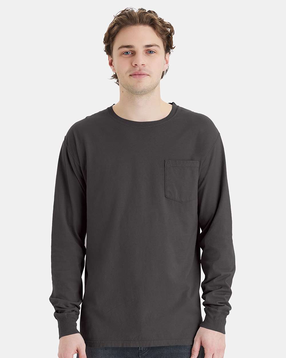 Unisex Garment-Dyed Long Sleeve T-Shirt With a Pocket