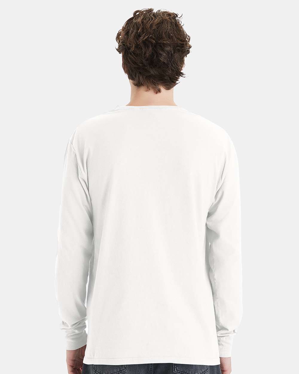 Unisex Garment-Dyed Long Sleeve T-Shirt With a Pocket