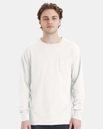 Unisex Garment-Dyed Long Sleeve T-Shirt With a Pocket
