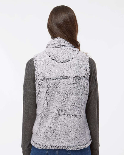 WomenÂ’s Sherpa Full-Zip Vest