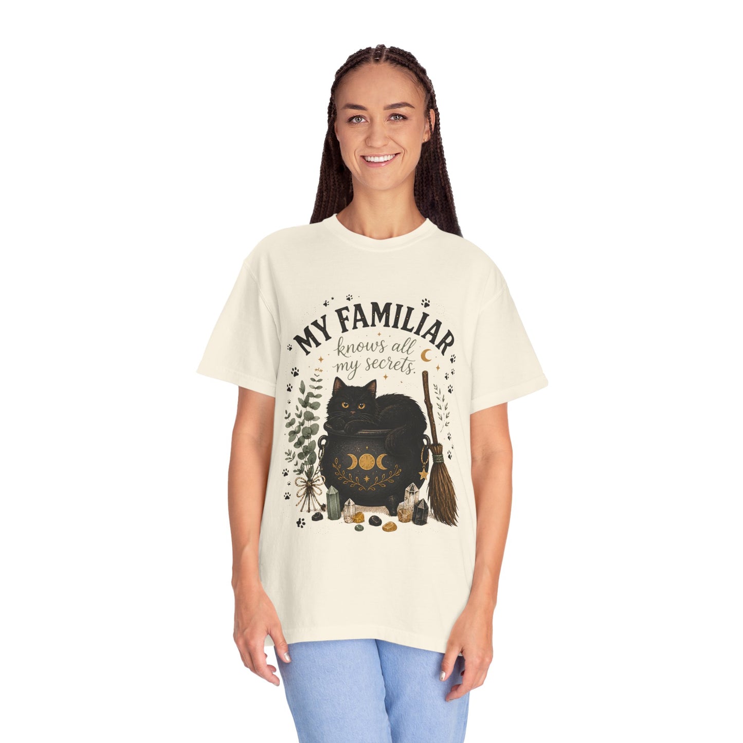 My Familiar Knows All My Secrets Black Cat Cauldron | Premium Graphic Tee