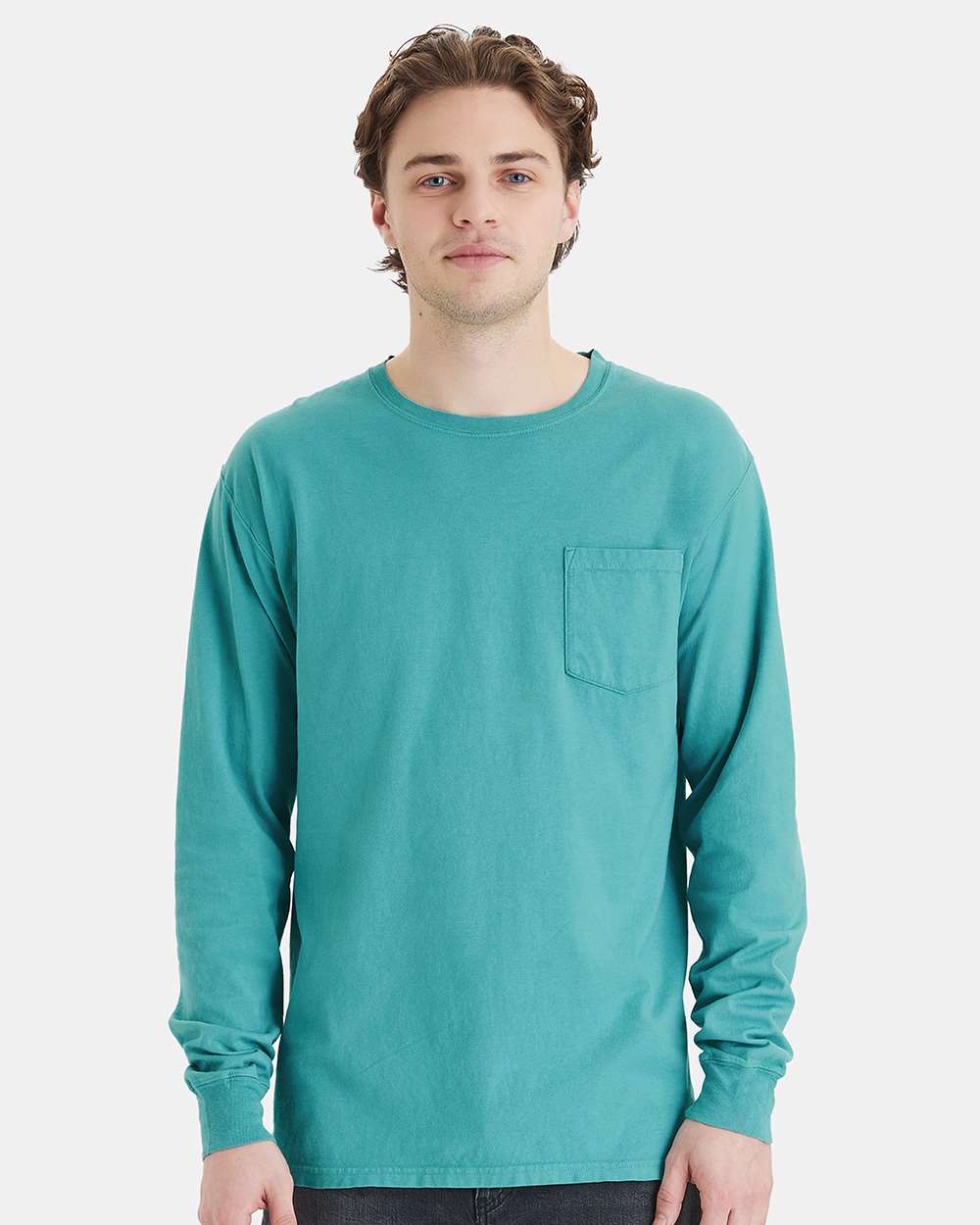 Unisex Garment-Dyed Long Sleeve T-Shirt With a Pocket